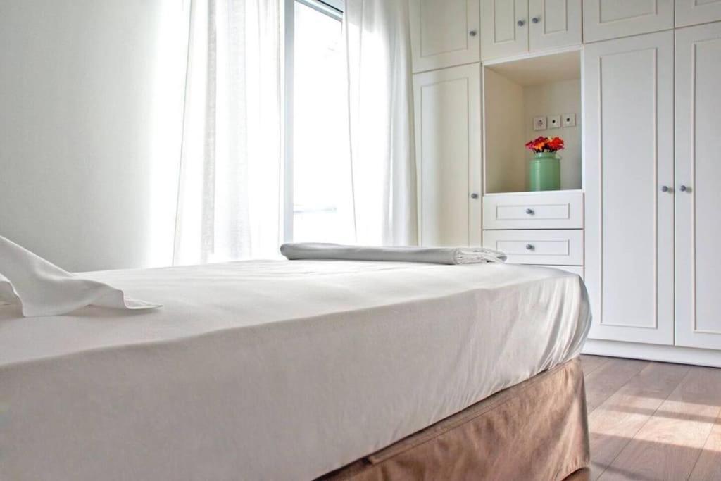 Near Acropolis, 3 Bedroom 2 Bathroom Big Beautiful Apt Atenas Exterior foto